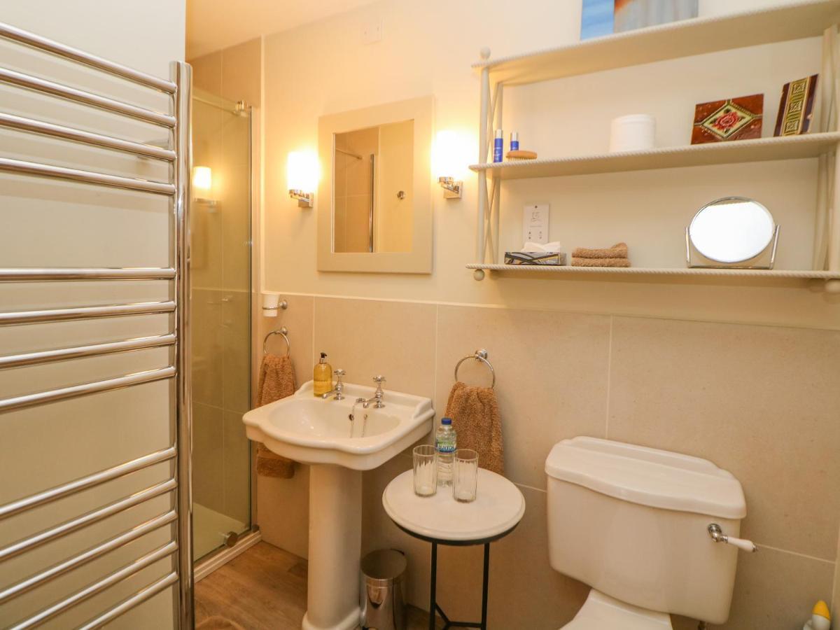 Апартаменты Flat 3 Haslemere Бакстон Экстерьер фото